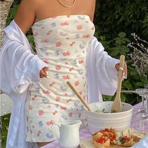 Djerf Ave summer berries tube dress